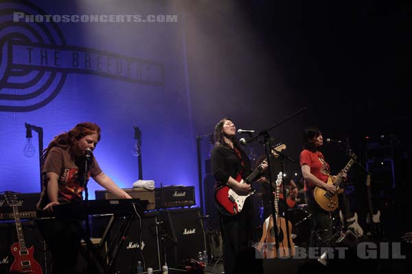 THE BREEDERS - 2008-04-18 - PARIS - La Cigale - Kim Deal - Kelley Deal